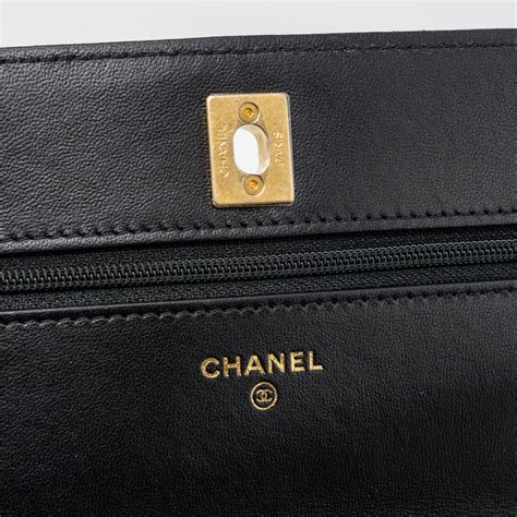 chanel 23k wallet on chain|Chanel wallet on chain preis.